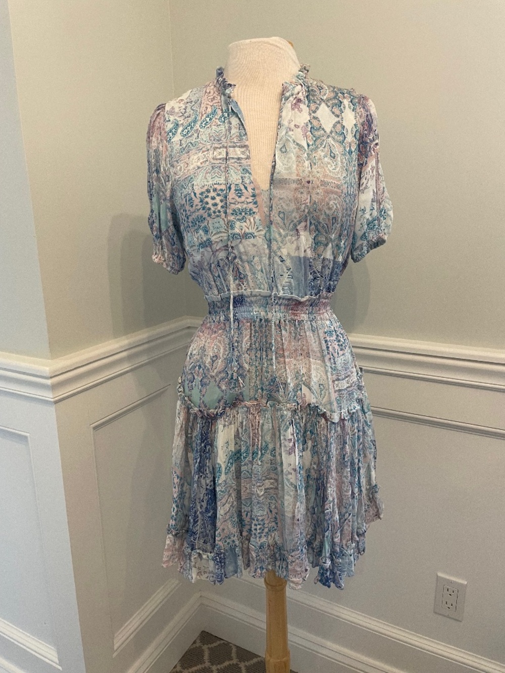 NWOT DEAR JOHN PASTEL MINI DRESS SIZE XS!